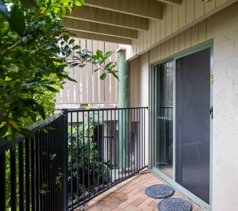 פוינט לוקאאוט Gorgeous Studio + 100M To Beach + Pool מראה חיצוני תמונה